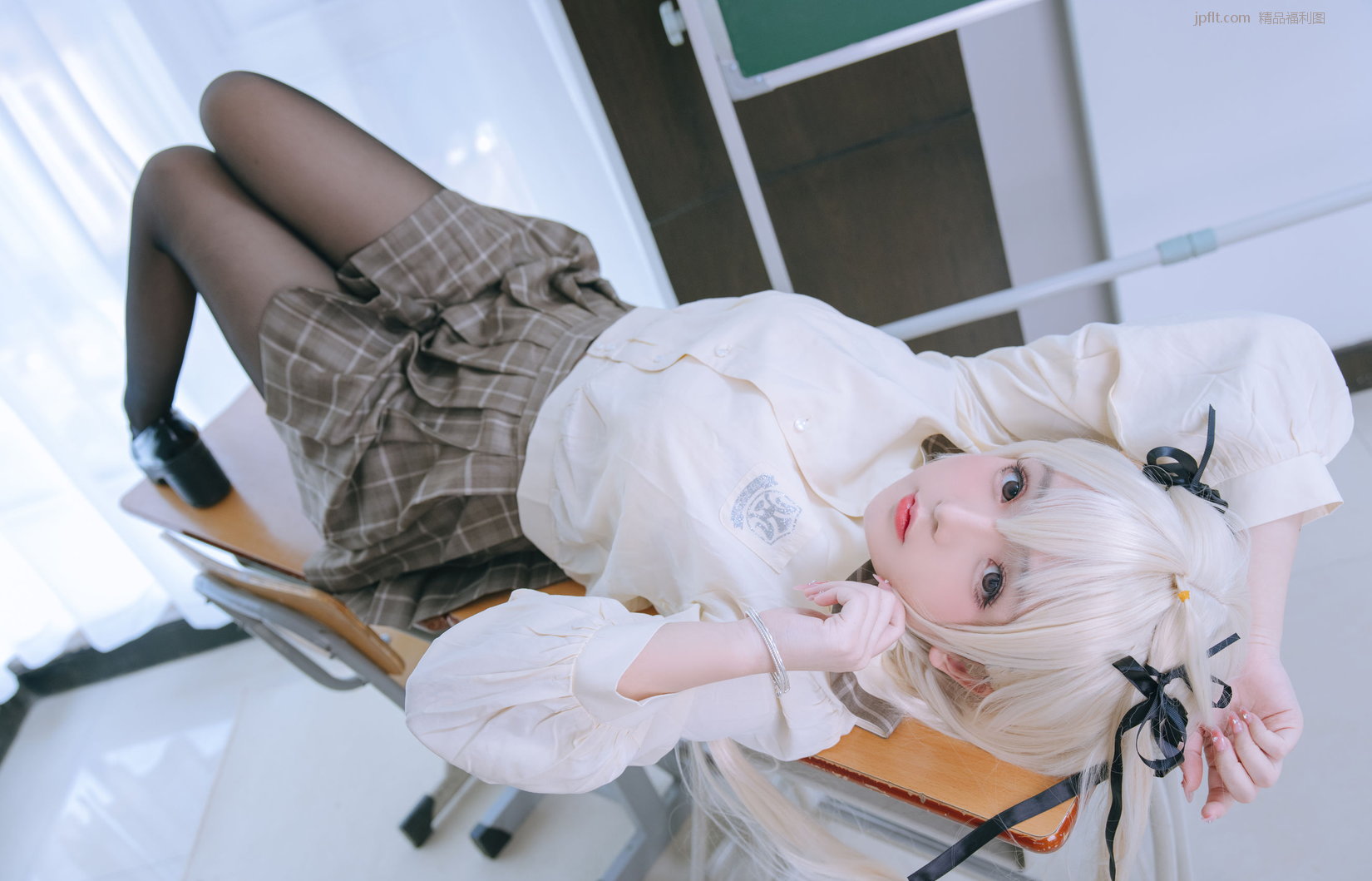 [COSER] Cosplayν - /130P