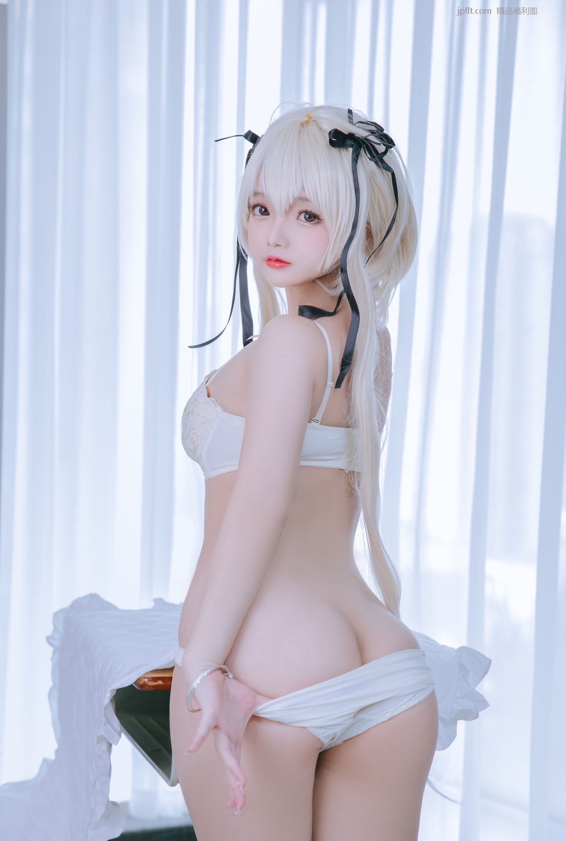 [COSER] Cosplayν - /130P